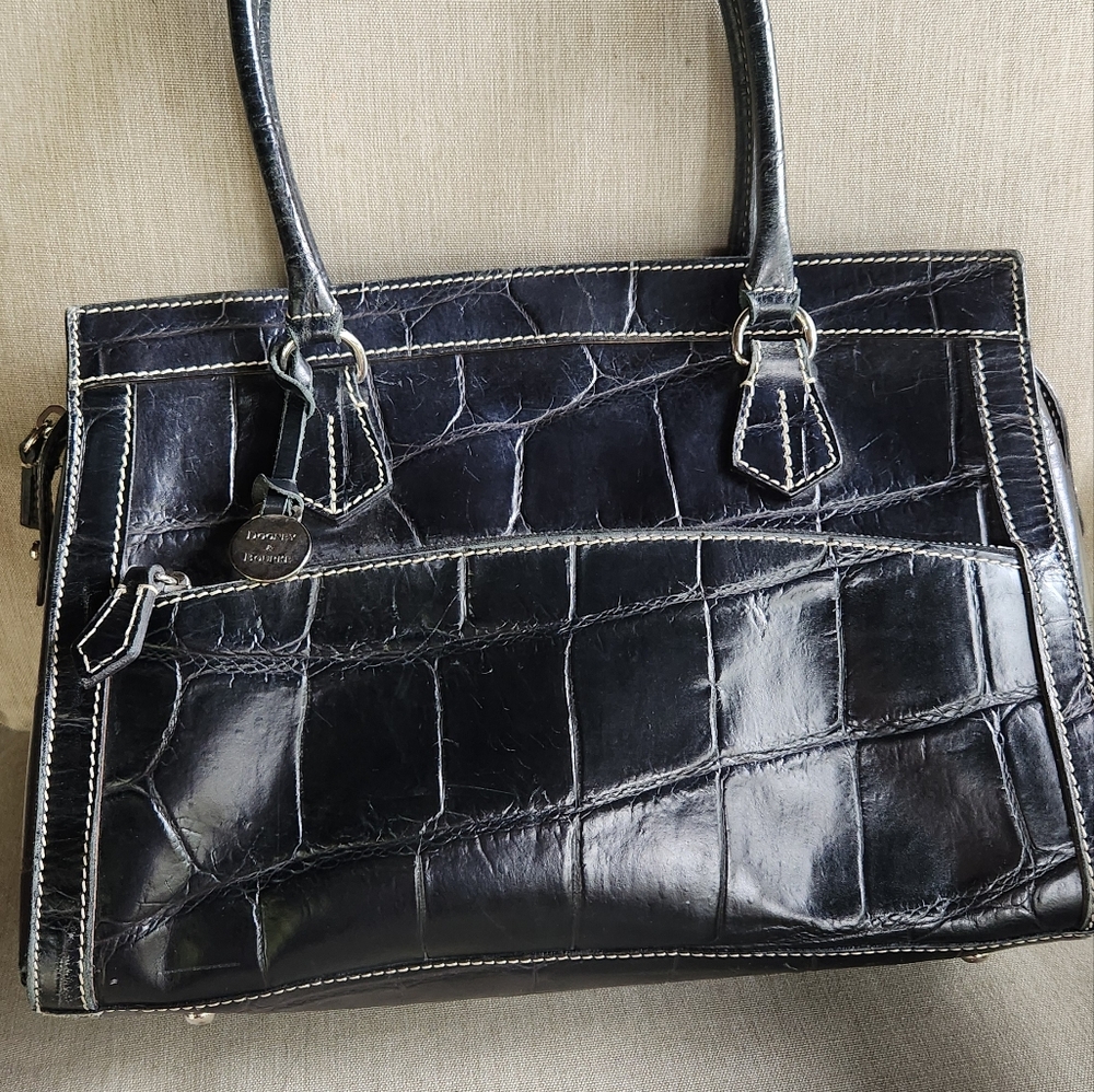 Luxurious Black Crocodile Pattern Shoulder Bag